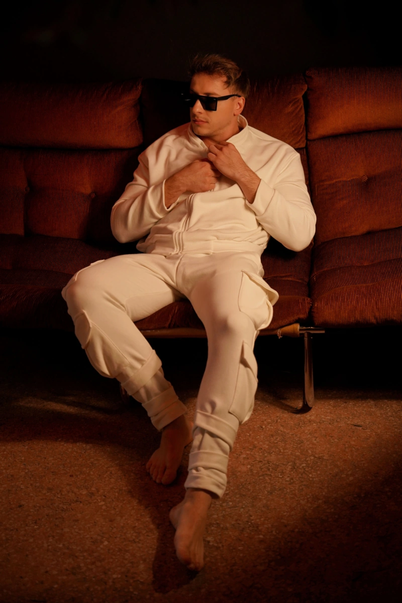 White Line – Sweat Pants
